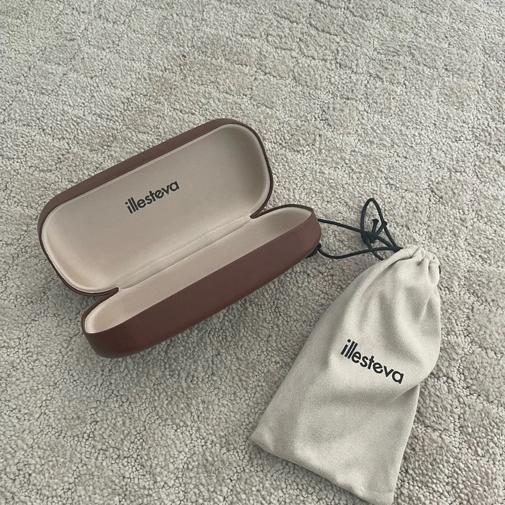 Illesteva Leonard Gold Frame Sunglasses with Pink Lenses - Picture 3 of 8